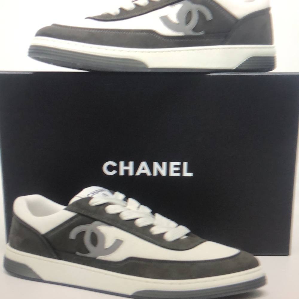 Channel Men’s Gray and White Sneakers - Picture 6 of 9
